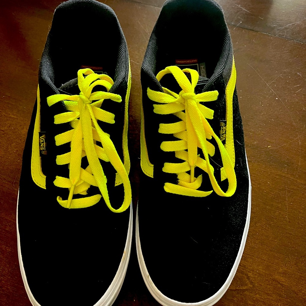 Men’s Vans popcush.  Excellent condition